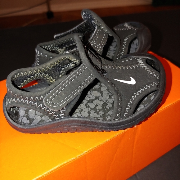 nike sunray size 3